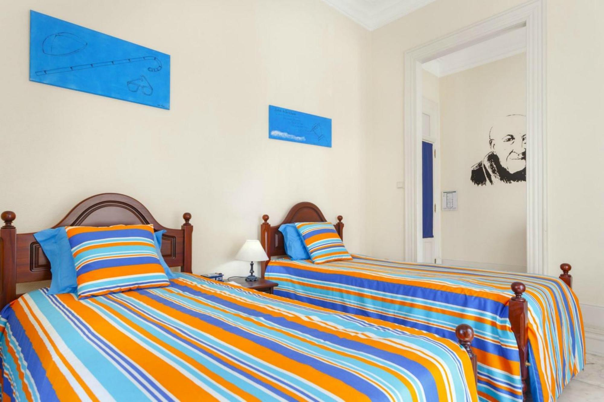 18St. Hostel Espinho  Oda fotoğraf